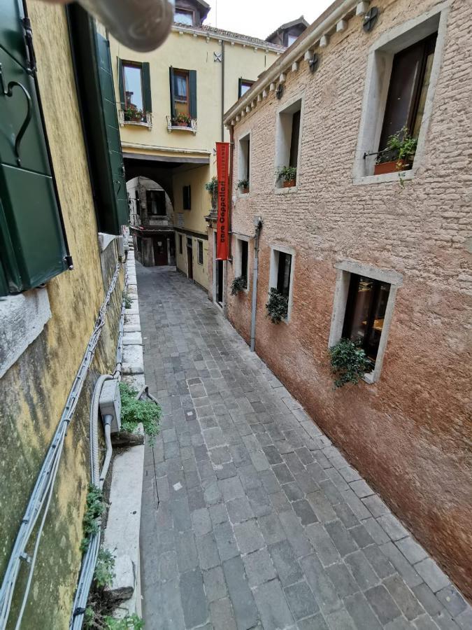 Deluxe 3 Bedroom Flat In Rialto Venecia Exterior foto