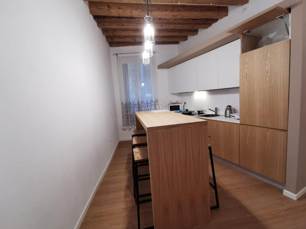 Deluxe 3 Bedroom Flat In Rialto Venecia Exterior foto