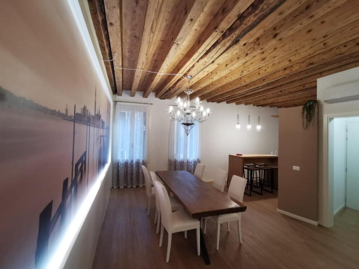 Deluxe 3 Bedroom Flat In Rialto Venecia Exterior foto